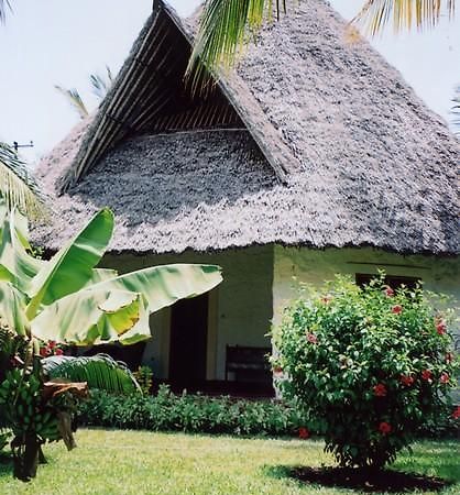 Les Datchi Cottages Playa de Diani Exterior foto