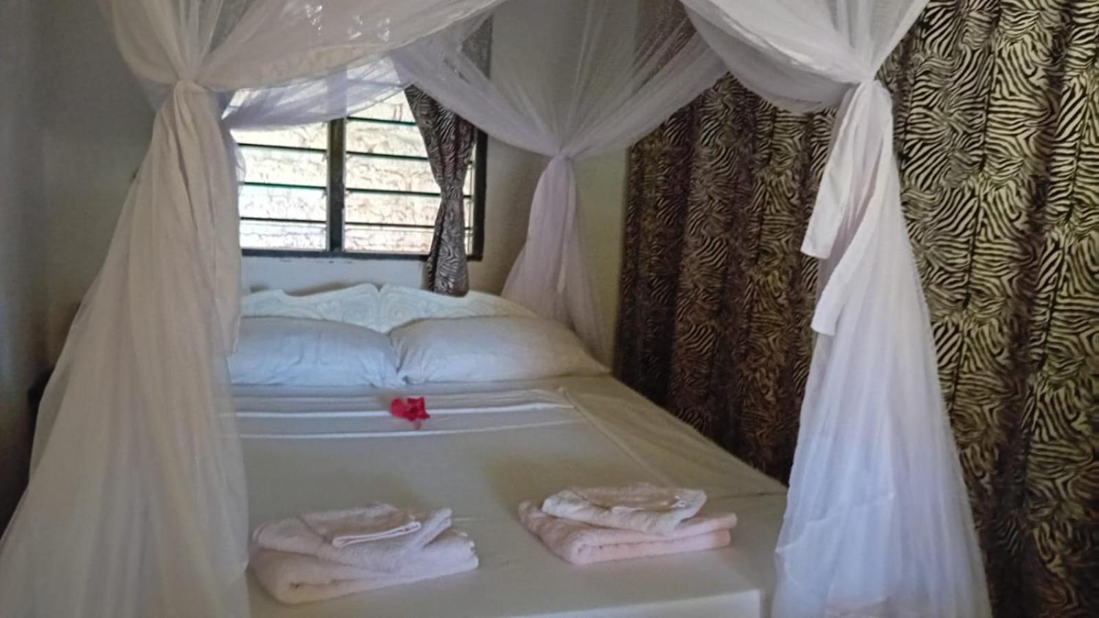 Les Datchi Cottages Playa de Diani Exterior foto
